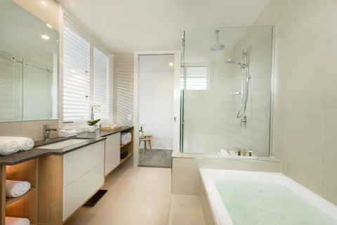 Heart Hotel And Gallery Whitsundays - Stayed 1