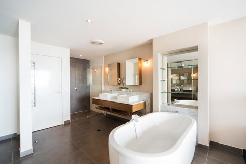 Whitsunday Reflections - Stayed 16