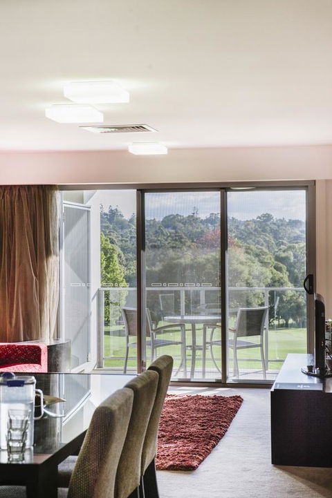 City Golf Club Motel - Stays Accommodation 24