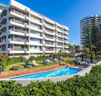 Surfers Chalet - Stayed