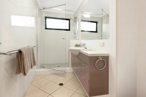 Shorelines - Stayed 6