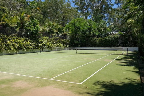 Palm Cove Paradise - Couples Spa Beach Getaway - Stayed 20