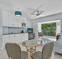 Couples private spa beach getaway - Stayed