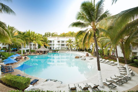 Palm Cove Paradise - Couples Spa Beach Getaway - Stayed 1