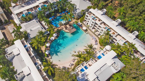 Palm Cove Paradise - Couples Spa Beach Getaway - Stayed 13