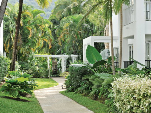 Palm Cove Paradise - Couples Spa Beach Getaway - Stayed 19