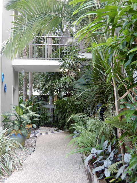 Sea Point On Trinity Beach - Stayed 25