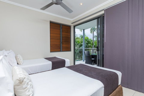 Sea Point On Trinity Beach - Stayed 10