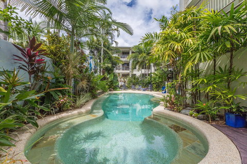 Sea Point On Trinity Beach - Stayed 23