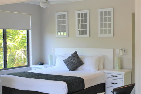 Sea Point On Trinity Beach - Stayed 16