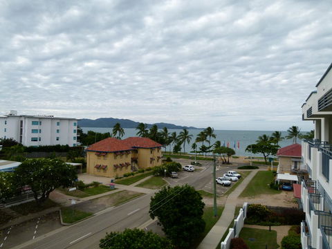 Madison Ocean Breeze Apartments - Stayed 39