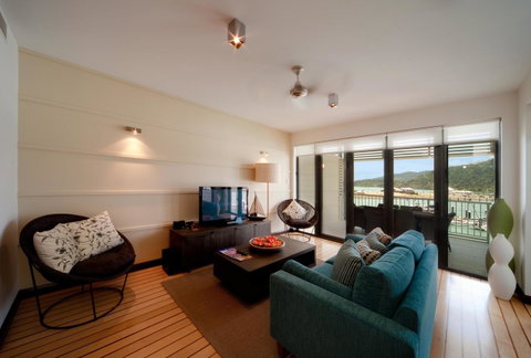 The Boathouse Apartments - Stays Accommodation 10