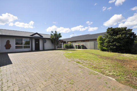 Bribie Island Canal Holiday Destination! - Stayed 2