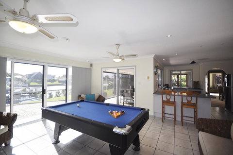 Bribie Island Canal Holiday Destination! - Stayed 20