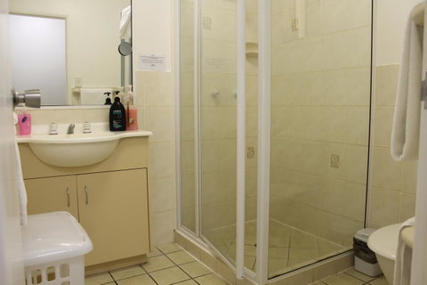 Airlie Apartments - Stays Accommodation 1