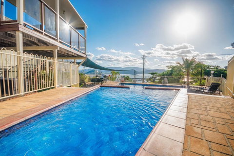 Airlie Apartments - Stays Accommodation 5