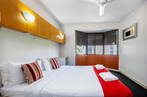 Tiki Hotel Apartments Surfers Paradise - Stayed 1