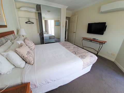 Broadbeach Holiday Apartments - Stayed 13