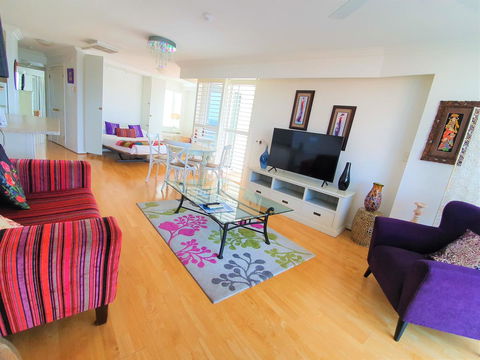 Broadbeach Holiday Apartments - Stayed 24