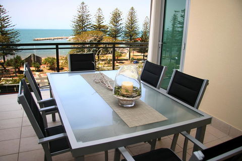 Proximity Waterfront Apartments - Stayed 35