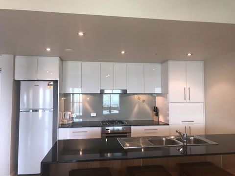 Proximity Waterfront Apartments - Stayed 7