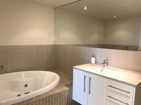 Proximity Waterfront Apartments - Stayed 22