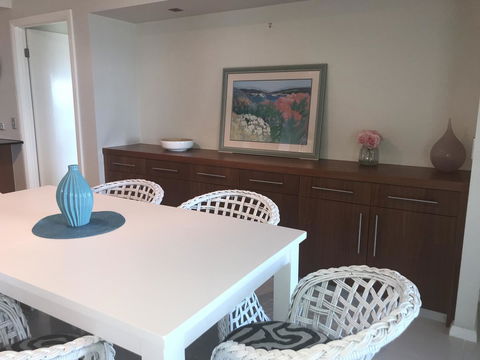 Proximity Waterfront Apartments - Stayed 8