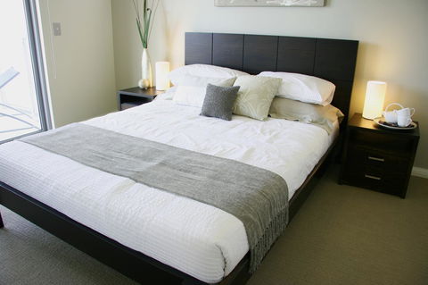 Proximity Waterfront Apartments - Stayed 36