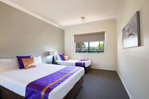 Park Regis Anchorage - Stayed 14
