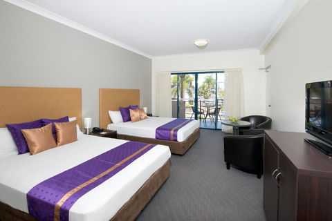 Park Regis Anchorage - Stayed 12