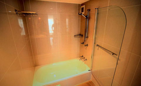 Grosvenor Beachfront Apartments Surfers Paradise - Stays Accommodation 34
