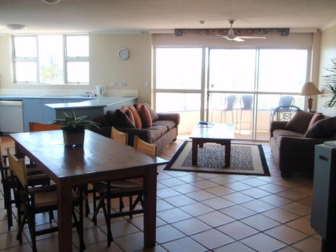 Grosvenor Beachfront Apartments Surfers Paradise - Stays Accommodation 22