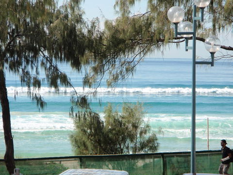 Grosvenor Beachfront Apartments Surfers Paradise - Stays Accommodation 11