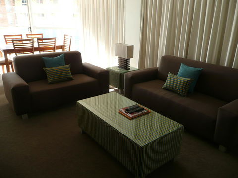 Grosvenor Beachfront Apartments Surfers Paradise - Stays Accommodation 25