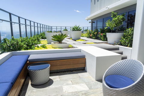 Rhapsody Resort - Official - Stayed 7