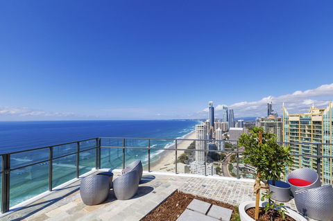 Rhapsody Resort - Official - Stayed 31
