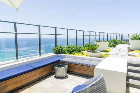 Rhapsody Resort - Official - Stayed 6