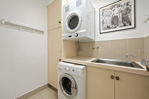 Montipora Unit 3 - In The Heart Of Airlie, Wi-fi And Netflix - Stays Accommodation 9