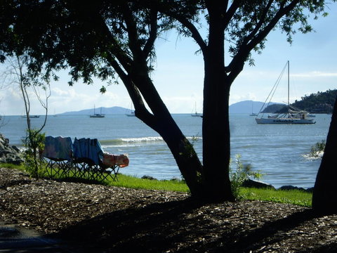 Montipora Unit 3 - In The Heart Of Airlie, Wi-fi And Netflix - Stays Accommodation 17