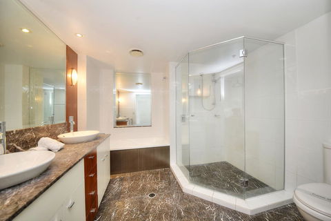 The Towers Of Chevron Renaissance - Holidays Gold Coast - Stayed 16