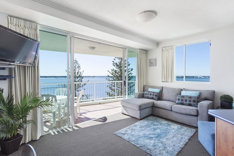 Crystal Bay On The Broadwater - Stayed 17