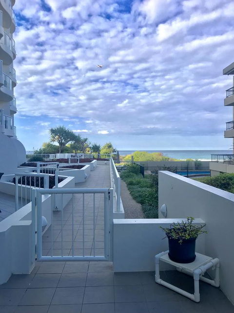 Regency On The Beach - Stayed 8