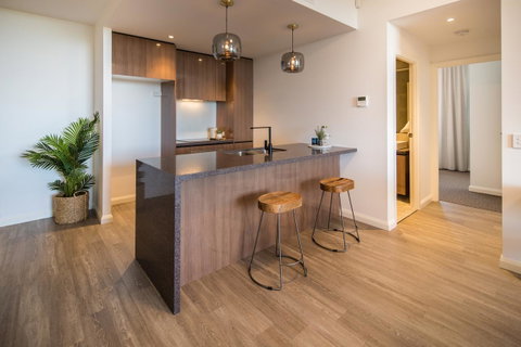 The Residences At The Peninsula - Stays Accommodation 6