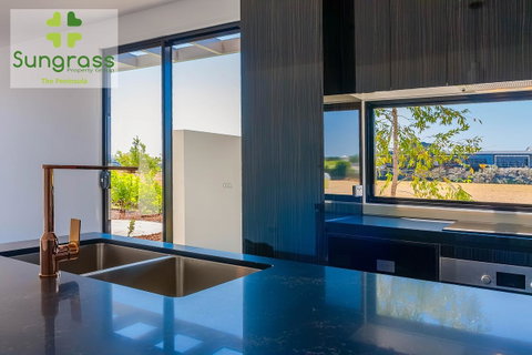 The Residences At The Peninsula - Stays Accommodation 26
