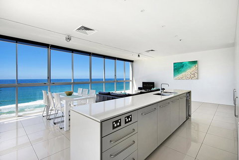 ULTIQA Air On Broadbeach - Stayed 1