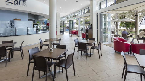 Oaks Hervey Bay Resort And Spa - Stayed 26