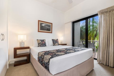 Mirra Chana - Stayed 24