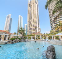 Towers of Chevron - Private Apartment - Stayed
