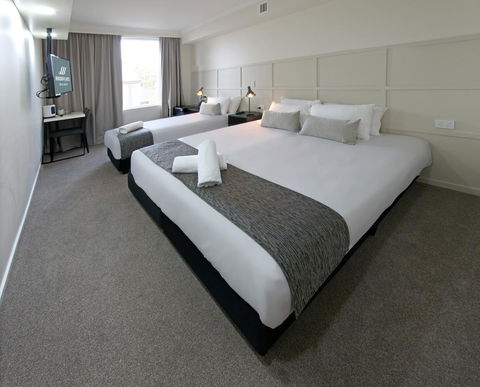 Woodroffe Hotel - Stayed 13