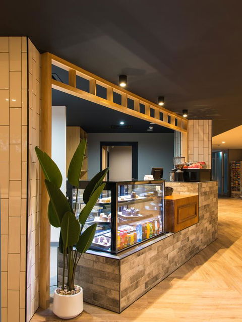 Woodroffe Hotel - Stayed 21